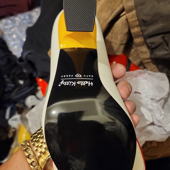 Hello kitty Katy Perry Collections bow Heels with Red Bow size 8 NOB - Picture 6 of 14